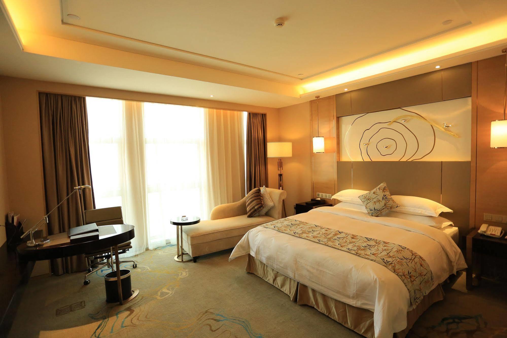 Hotel Ramada Yiyang Taojiang Exterior foto