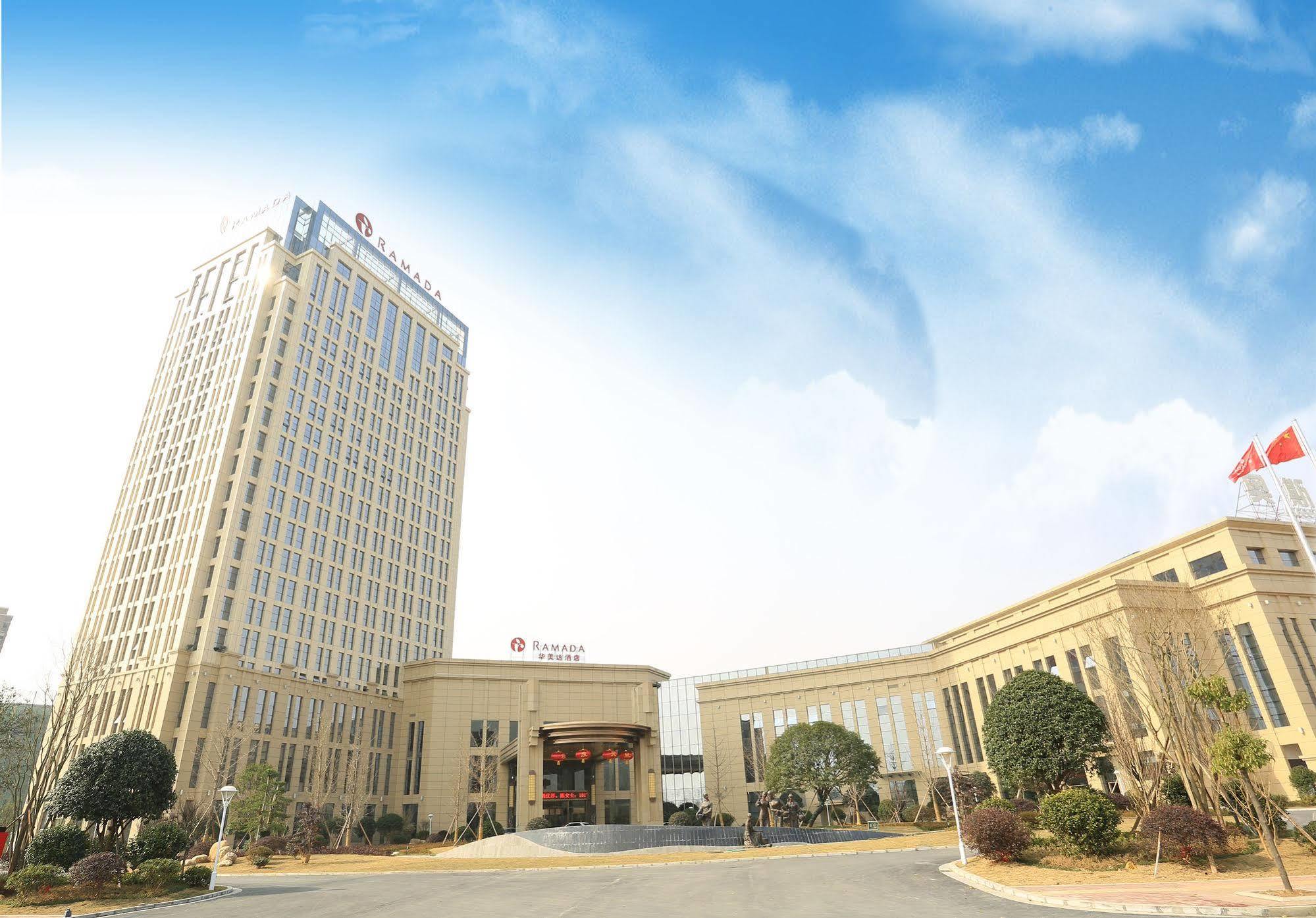 Hotel Ramada Yiyang Taojiang Exterior foto